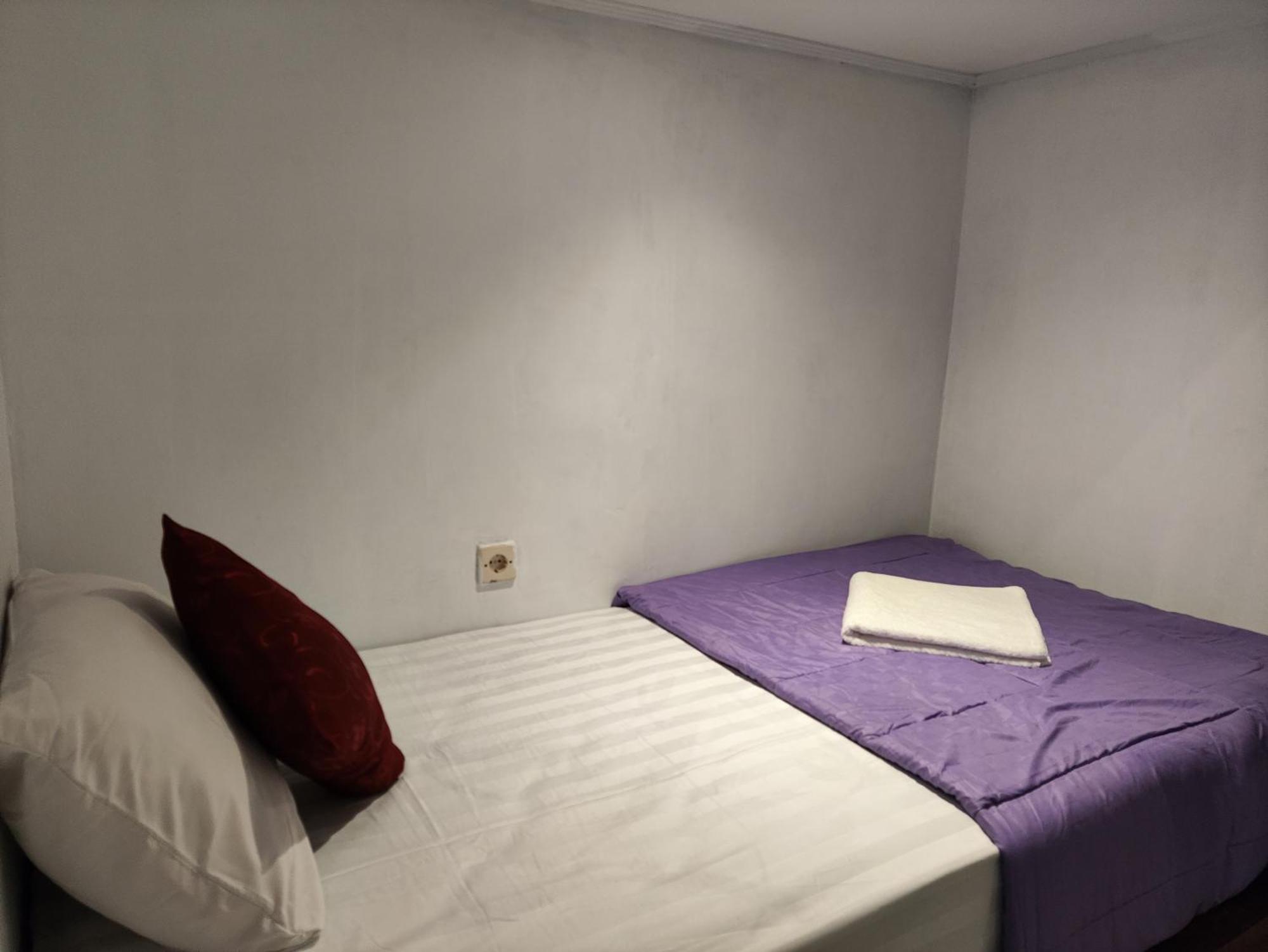 Ega S Hostel Batununggul エクステリア 写真